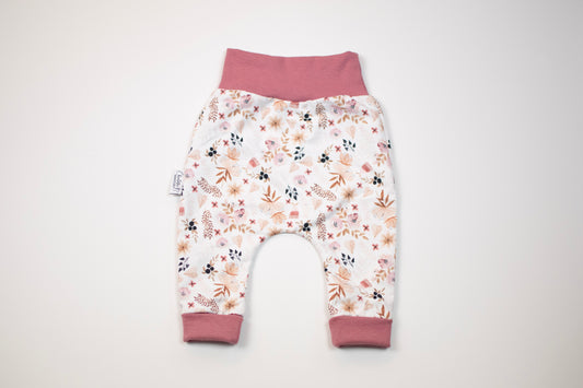 Pumphose Mayla Print | Blumen rot/braun